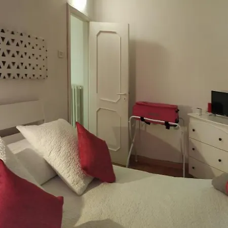 Casetta Di Myra Guest house