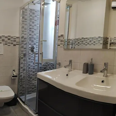 Casetta Di Myra 3* Bari