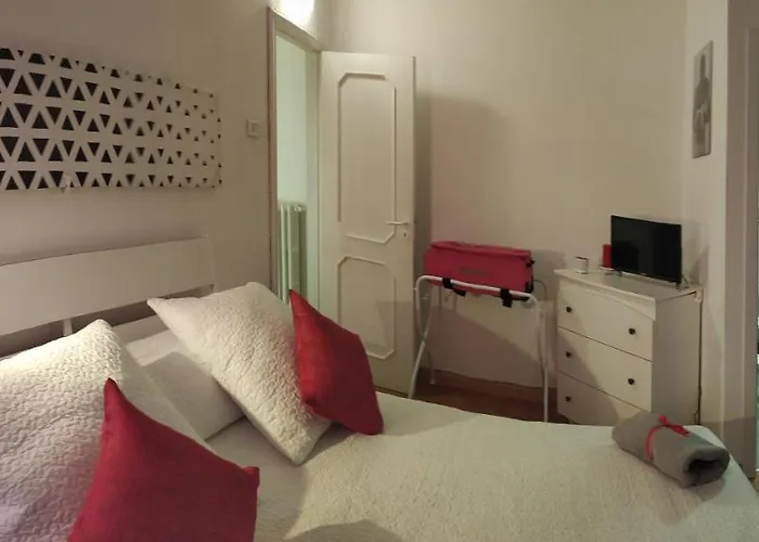 Casetta Di Myra Guest house